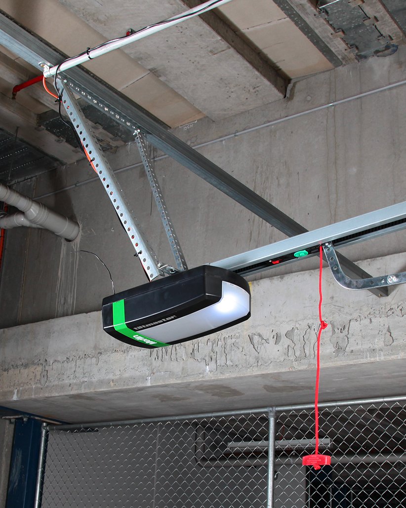 Emergency Garage Door Repair Service - 24/7 Available - Sarasota Garage Door Experts